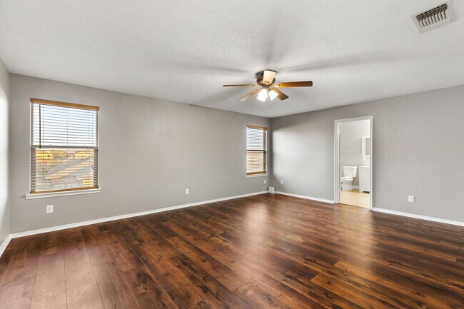 Building Photo - 4342 Safe Hbr