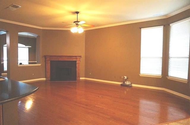 Building Photo - 935 Panther Ln