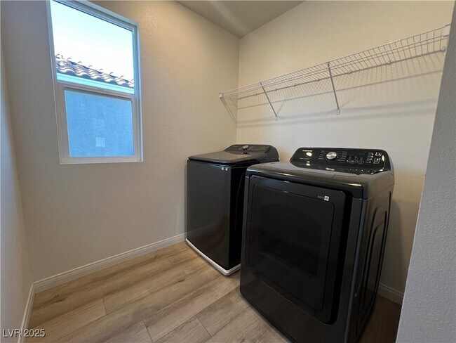 Building Photo - 8710 Beverly Grv Ct