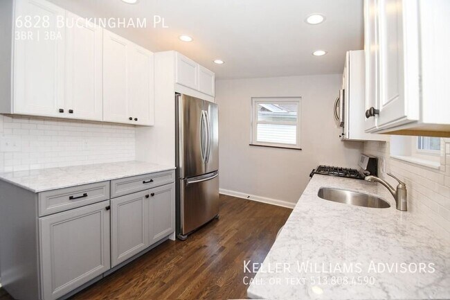 Building Photo - 6828 Buckingham Pl