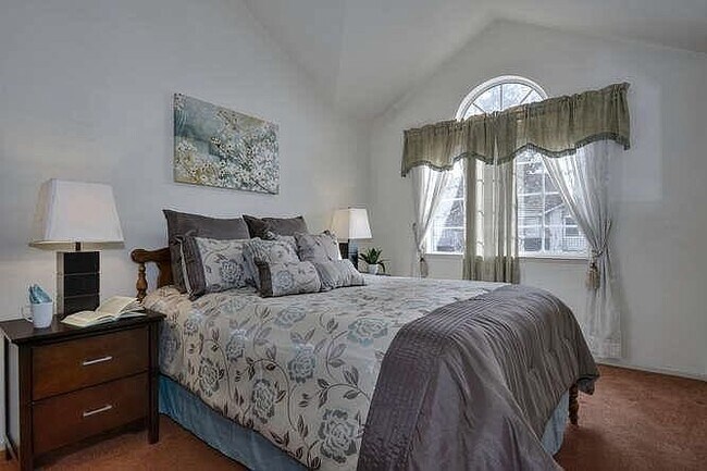 Building Photo - 2657 Heritage Park Cir