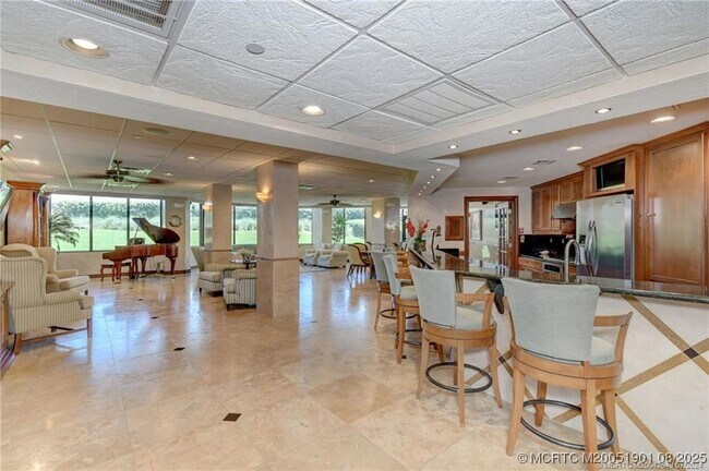 Building Photo - 9500 S Ocean Dr