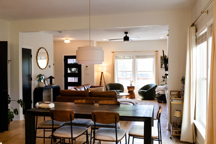 Building Photo - 3051 Hillside Rd