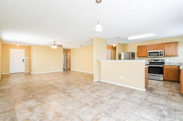 Building Photo - 237 Allenwood Dr