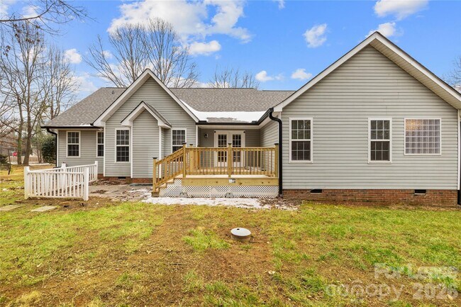 Building Photo - 108 Woodstork Cove Rd