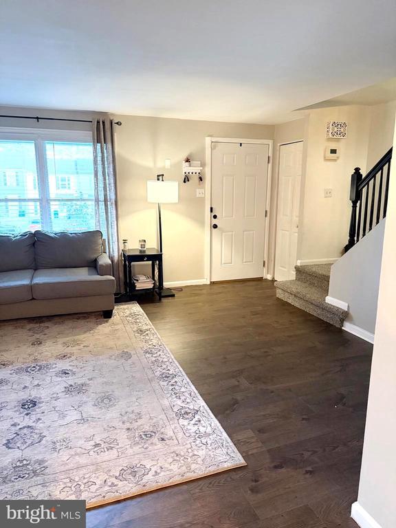 Building Photo - 39 Mahogany Dr