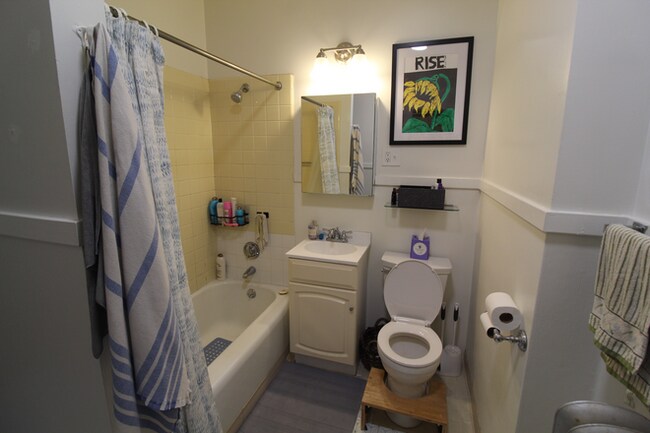 Building Photo - 1.0 bedroom in Cambridge Massachusetts 02138