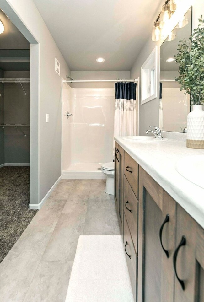 Building Photo - 4-bedroom, 3-bathroom South Fargo Single-Family Home w/ 2 Stall Garage