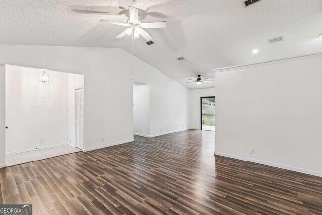 Building Photo - 104 Westridge Ct