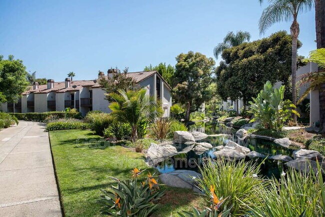 Building Photo - 363 Molokai Dr