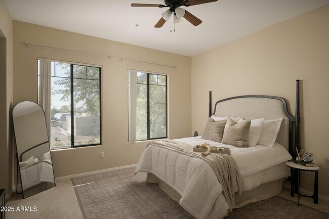 Building Photo - 2989 N 44th St