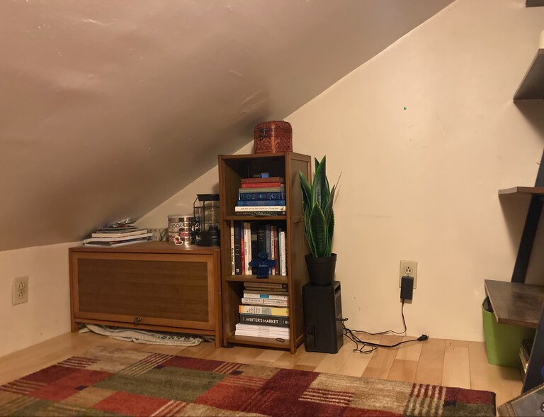 Primary Photo - 318 North St