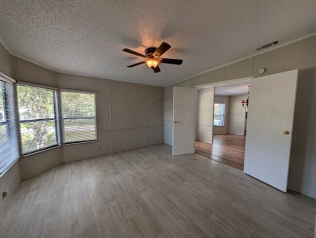 Building Photo - 17732 SE 86th St
