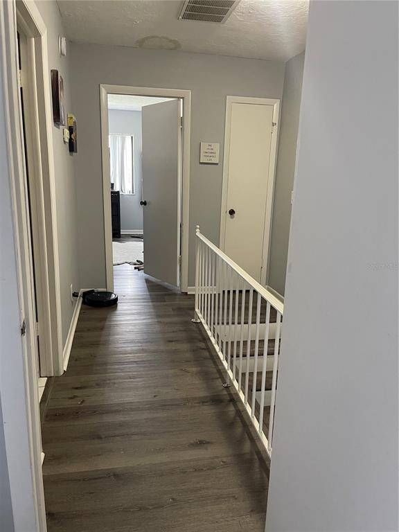 Building Photo - 8800 Bardmoor Blvd