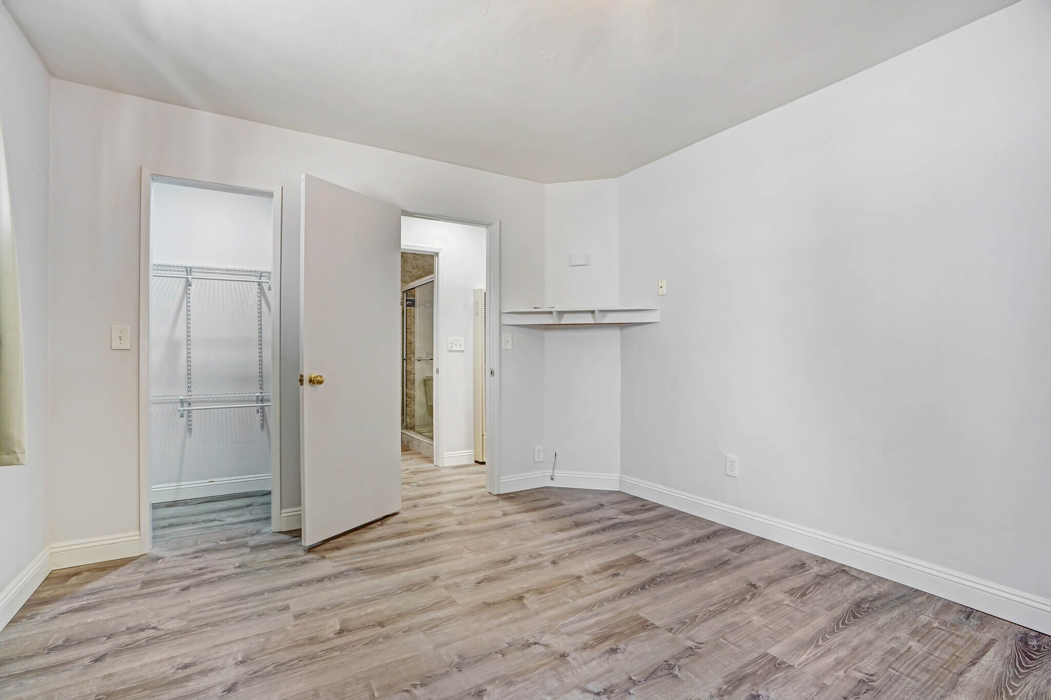 Bedroom to Hall - 1426 15th St