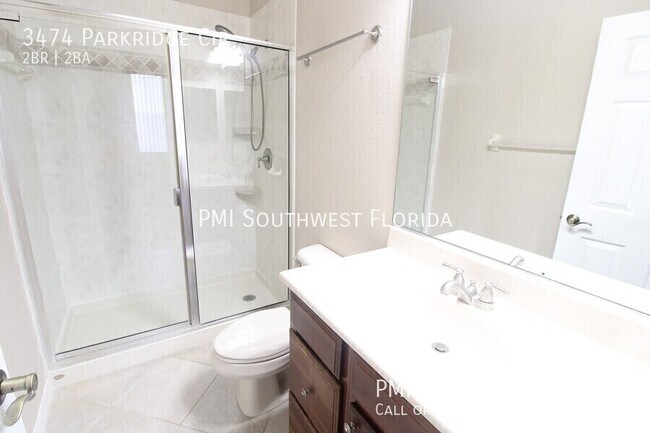 Building Photo - 3474 Parkridge Cir