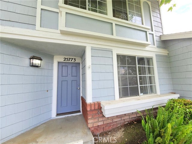 Building Photo - 25773 Sunrise Way