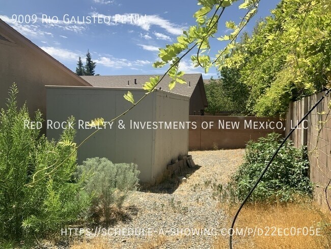 Building Photo - 9009 Rio Galisteo Pl NW