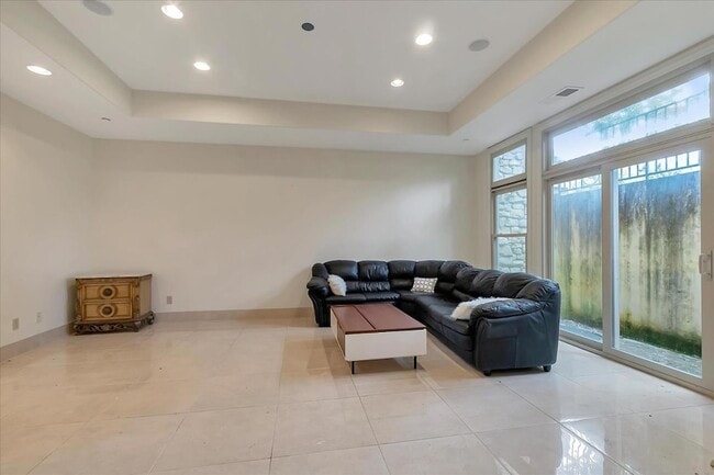 Building Photo - 15219 Sobey Rd