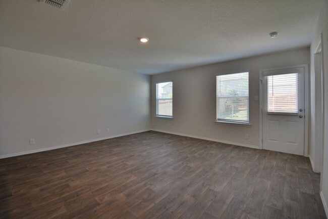 Building Photo - 2 Weeks Free Move-In Special! Charming Single-Story in Redbird Ranch | Open Layout, Private Suite...