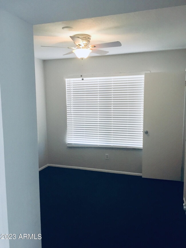 Building Photo - 1905 E University Dr