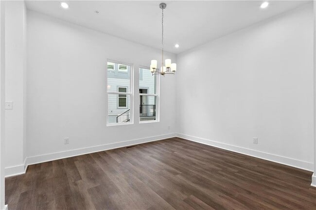 Building Photo - 515 Motivation Cir NW