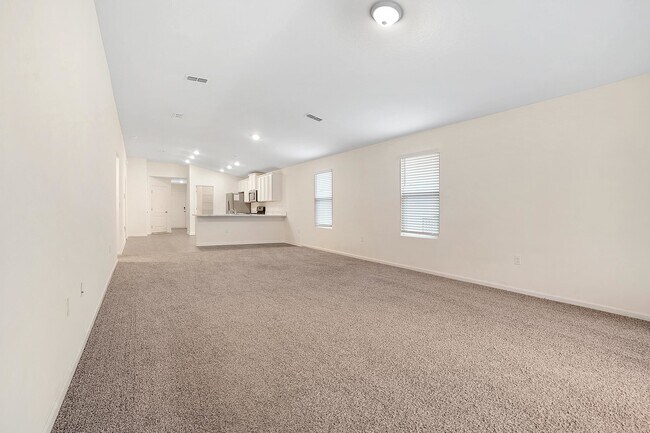 Building Photo - 22 Caminha Rd