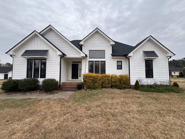 Primary Photo - Newly Remodeled 3BD, 2BA Clayton Home on a...