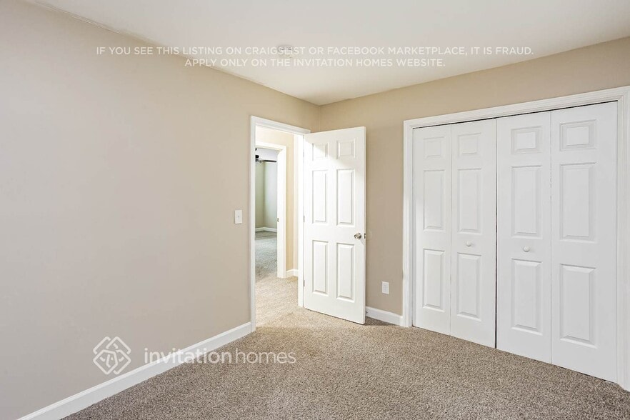 Building Photo - 16100 Epiphany Ct