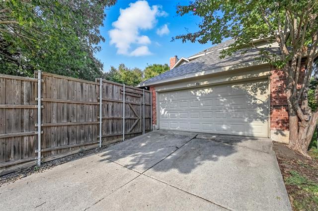 Building Photo - 8805 Casa Grande Dr