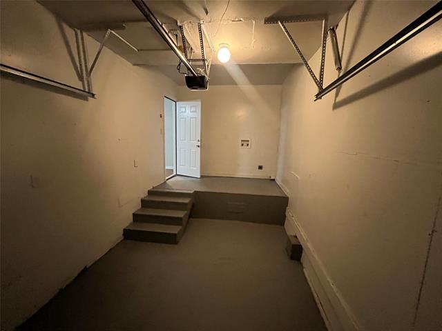 Building Photo - 4942 Garland Ave