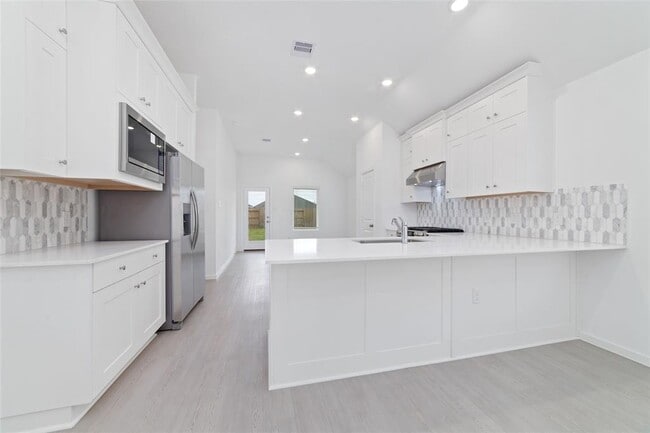 Building Photo - 26802 Tree Mallow Dr