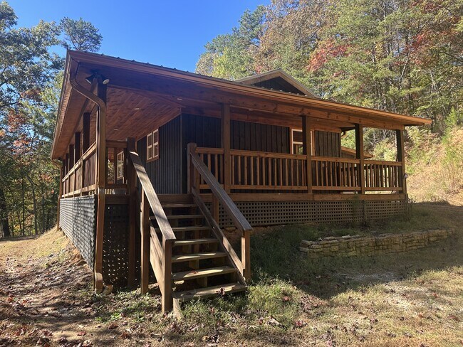 Building Photo - 1519 Tipton Springs Rd