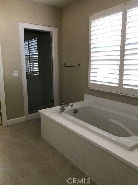 Building Photo - 109 Outpost