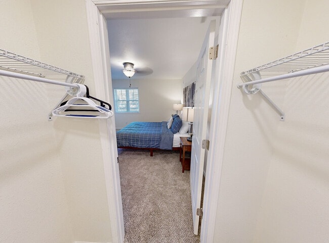 Building Photo - 1639 Green Forest Run