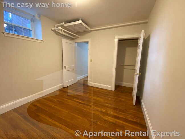 Building Photo - 285 Harvard St