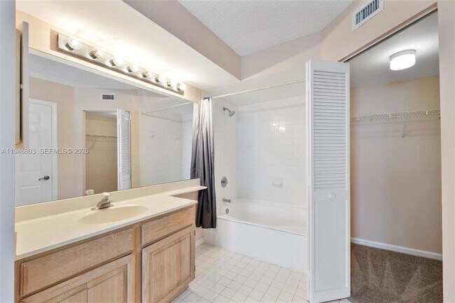 Building Photo - 1280 S Alhambra Cir