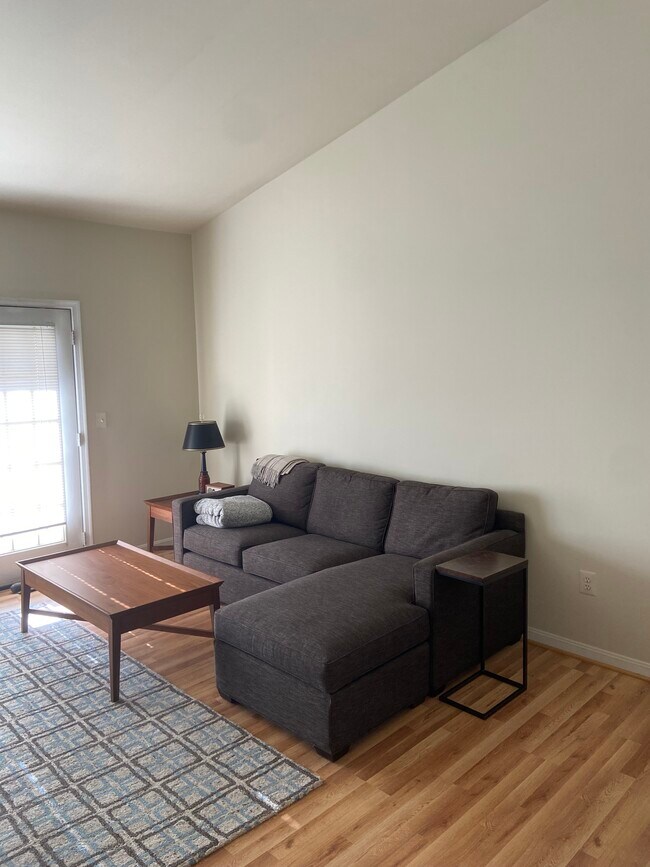 Building Photo - 4551 Strutfield Ln