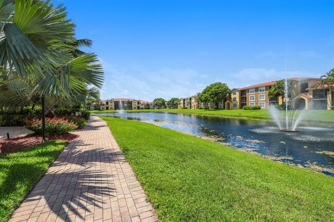 Building Photo - 15055 Michelangelo Blvd
