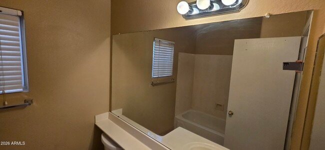 Building Photo - 9163 W Davis Rd