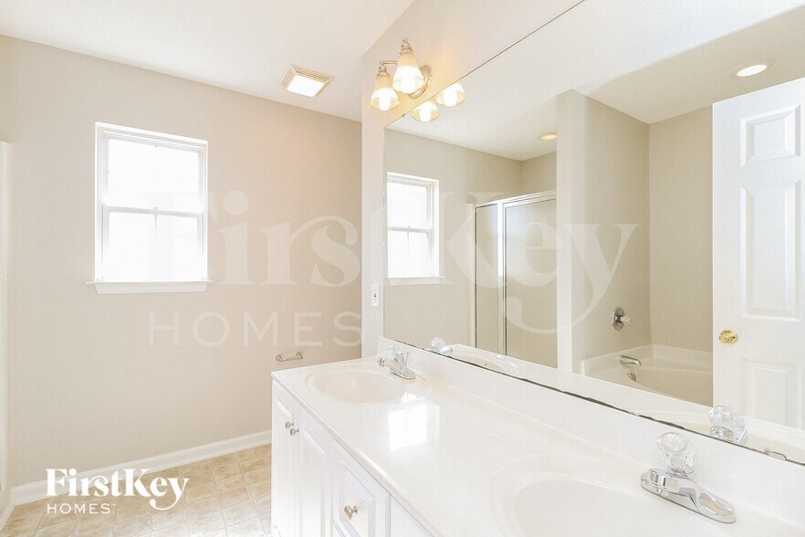 Building Photo - 791 Pecan Ridge Cir