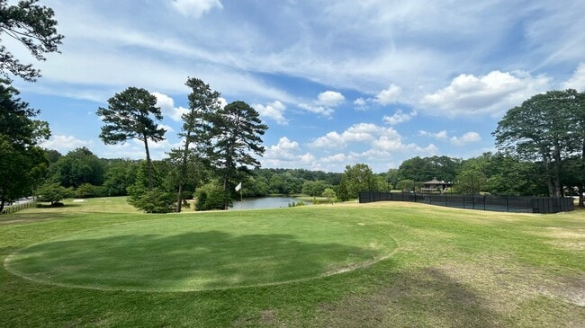 Building Photo - Rare Cross Creek 2 Bedroom-2.5 Bathroom Townhouse, Available NOW!