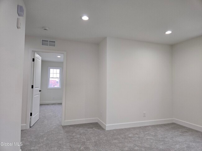 Building Photo - 54 Priddle Ln