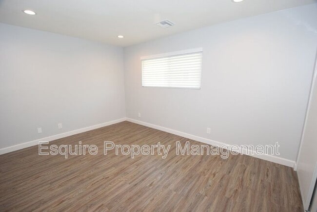 Building Photo - 3611 Ketch Ave