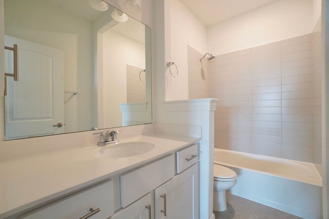 Building Photo - 18116 Leccion Dr