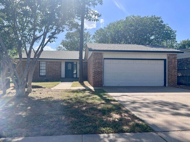 Building Photo - 8216 Elkridge Ave
