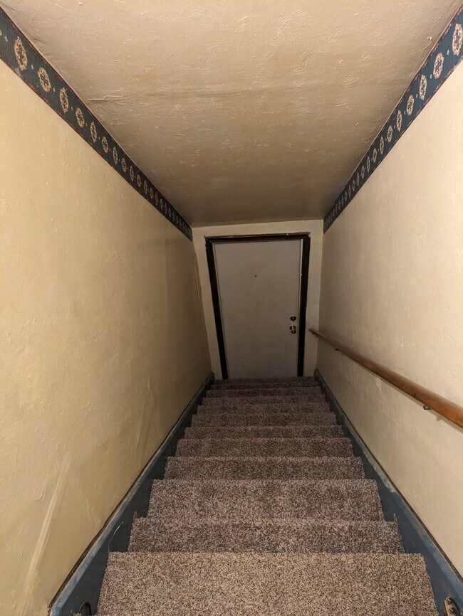 Building Photo - 144 Virginia St