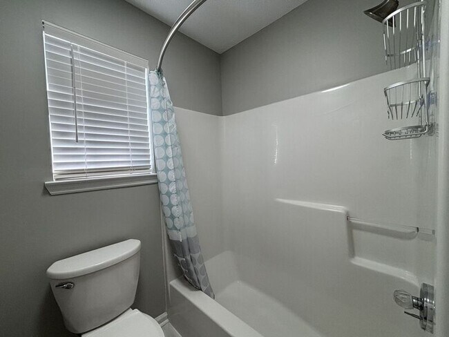 Building Photo - 88 Cedar Tree Ln