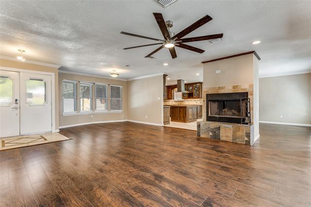 Building Photo - 8725 Hidden Hill Dr