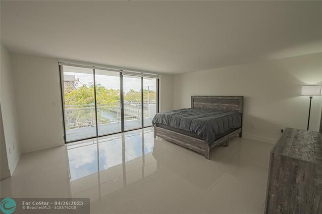 Building Photo - 468 Golden Isles Dr